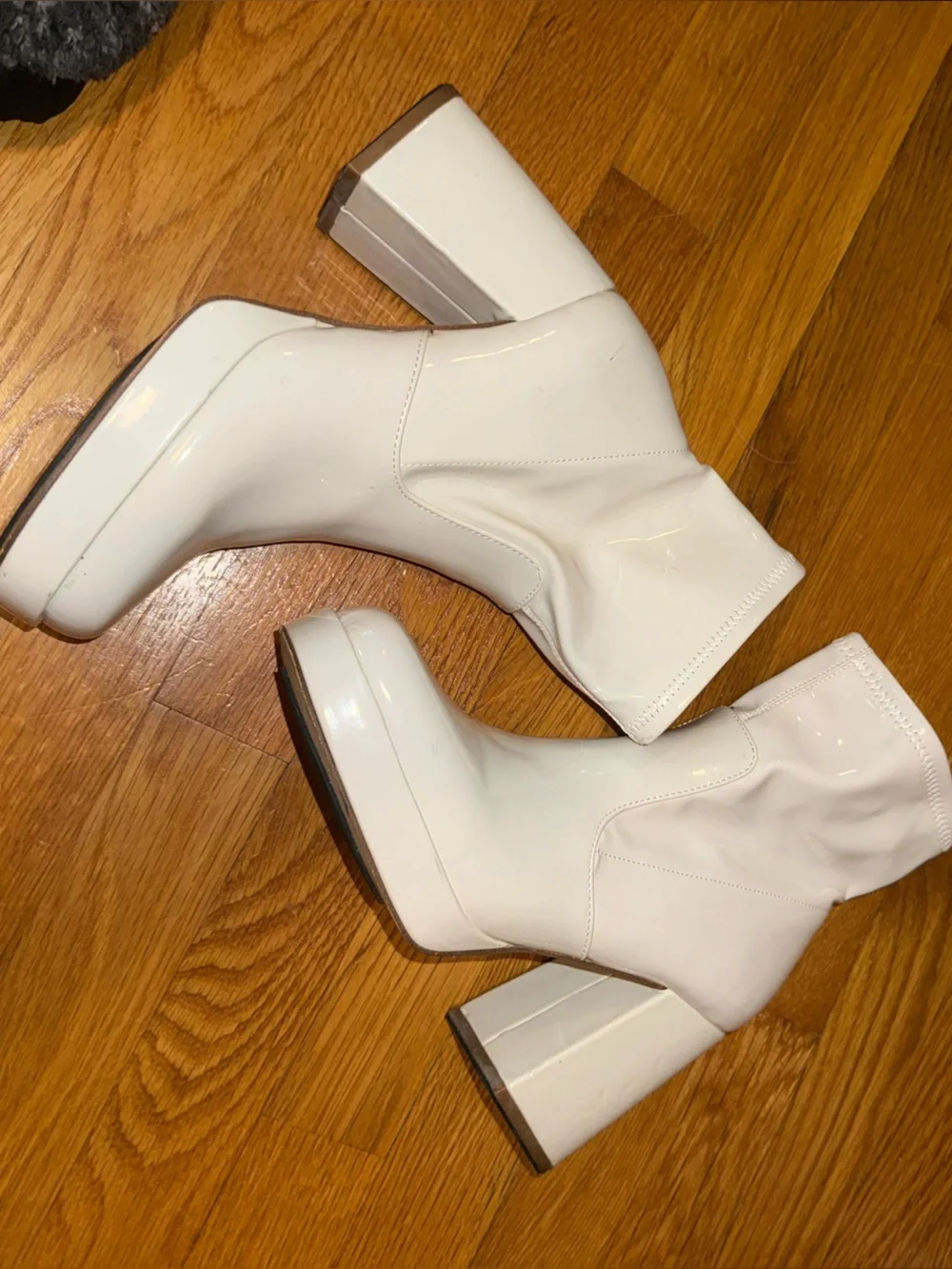Steve Madden stylish patent